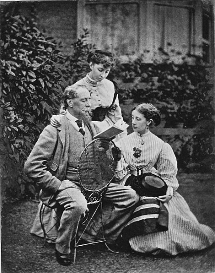 Charles Dickens with two of his daughters, c.1865 à Photographe anglais