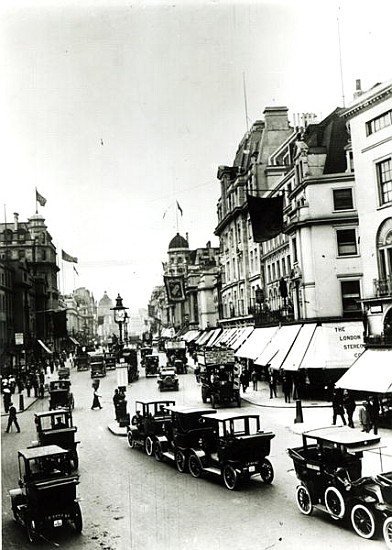 Regent Street, 1910s à Photographe anglais