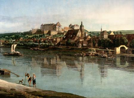 Pirna de la rive droite de l'Elbe avec des Copitz au-dessous de la ville.