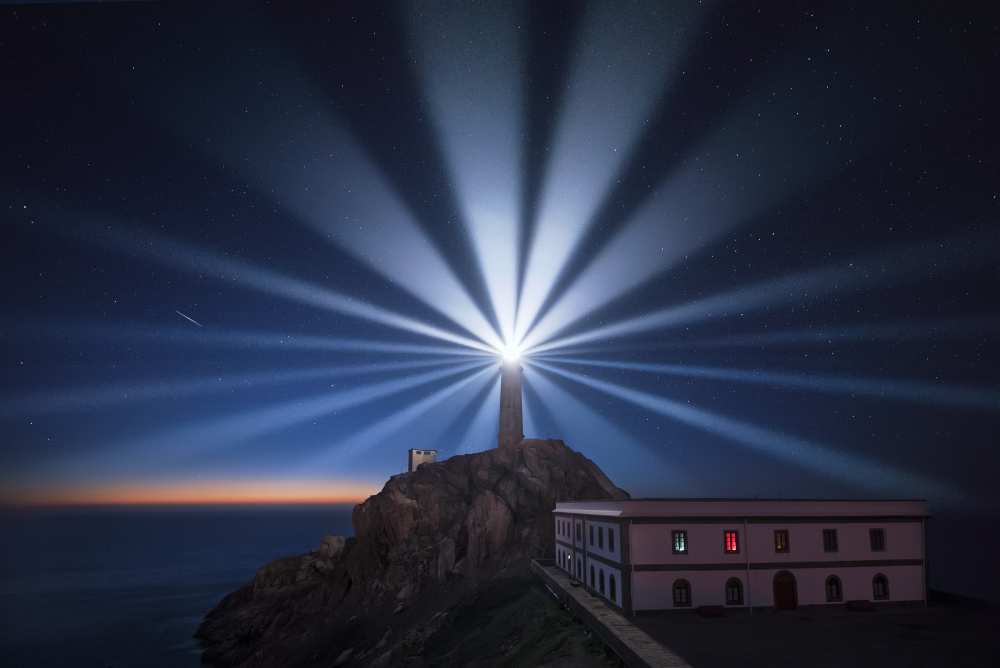 Light the Night à Carlos F. Turienzo