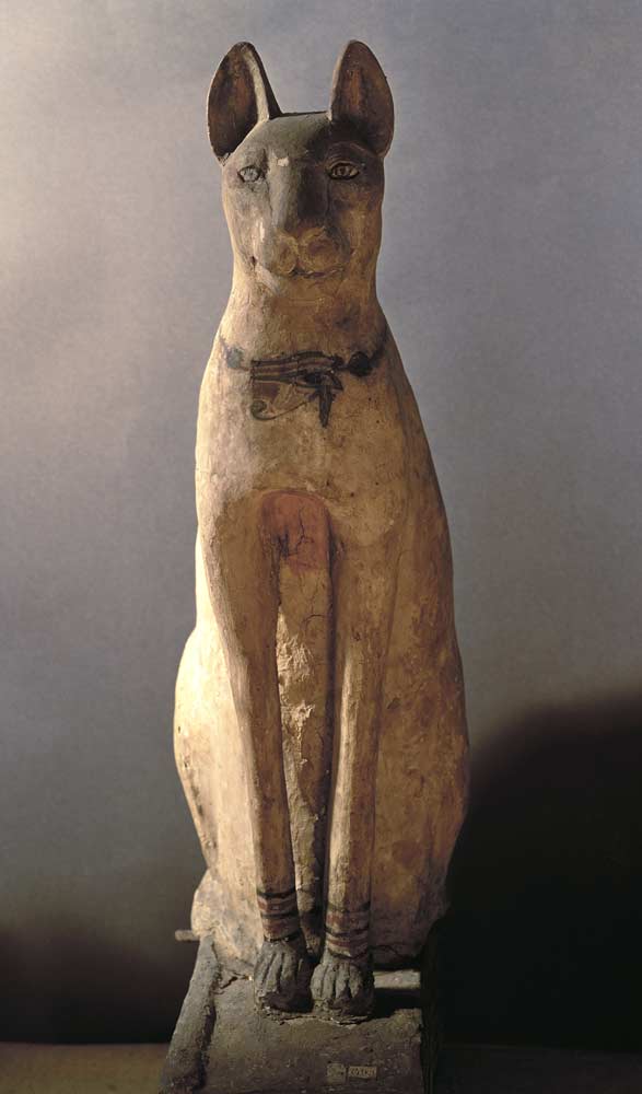 Coffin of a cat protected by the goddess Bastet à Egyptien