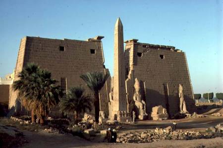 View of the North East facade of the Temple with the pylon and obelisk, New Kingdom à Egyptien
