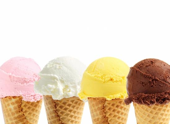 Assorted ice cream in sugar cones à Elena Elisseeva
