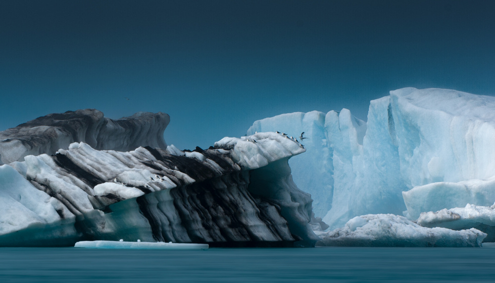Cliffs of ice à Erik Engström
