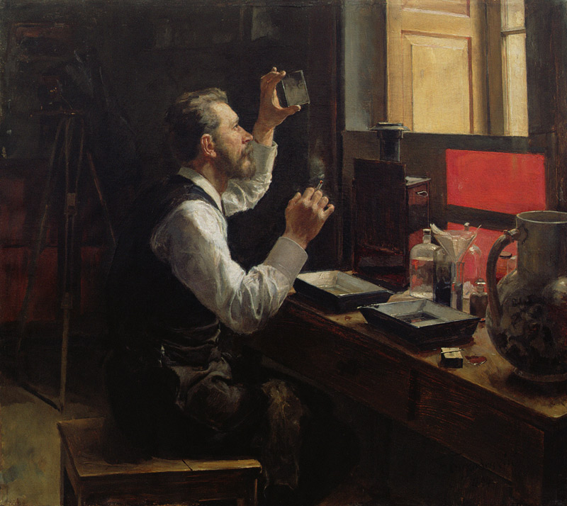 Amateur Photographer, 1894 (oil on canvas) à Evgeniy Iosipovich Bukovetsky