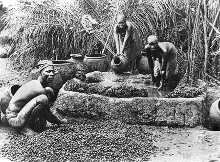 Making palm oil in Dahomey à French  Photographer