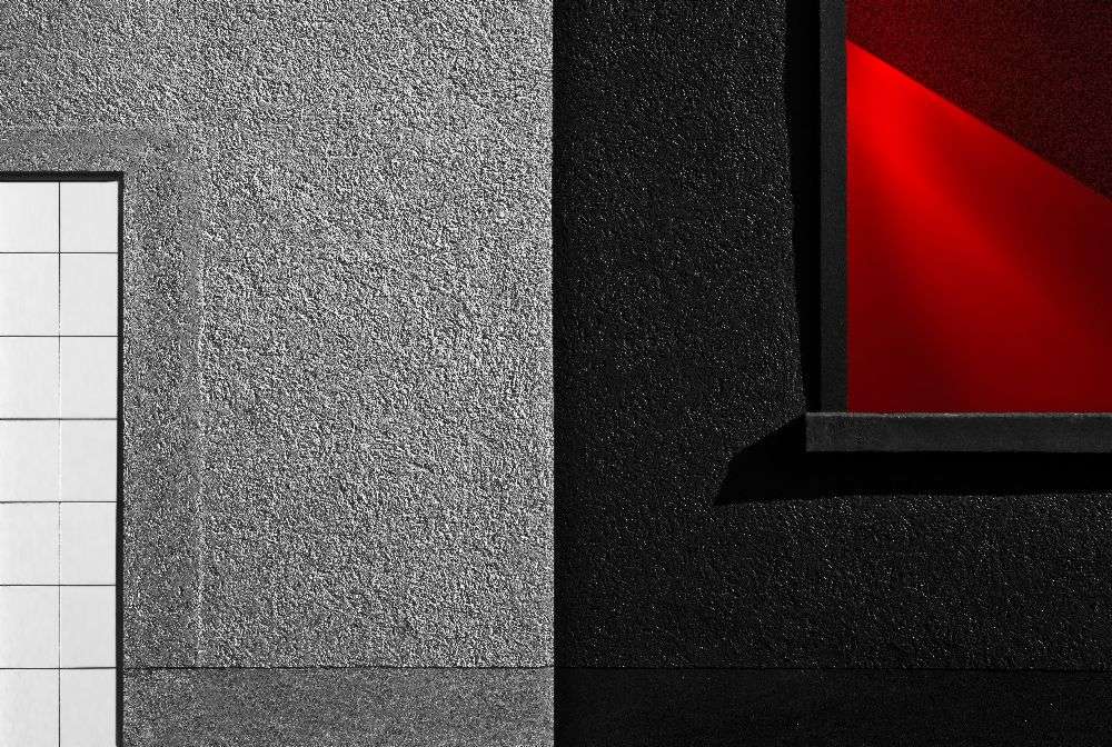 vitrina red black à Gilbert Claes