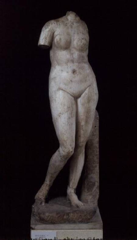 Aphrodite standing nude, Alexandrian à Art Grec