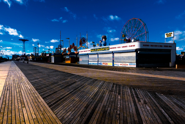 Lines in Coney Island à Guilherme Pontes