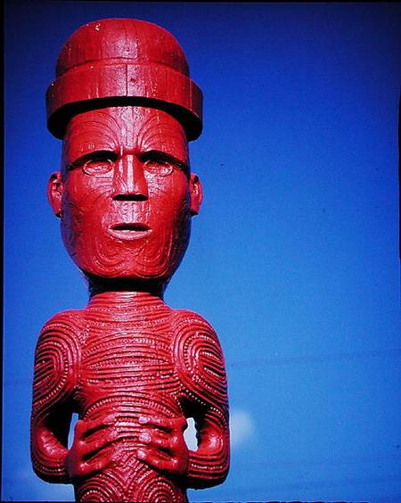 Sculpture on the roof of a meeting house or 'Marae' à Maori