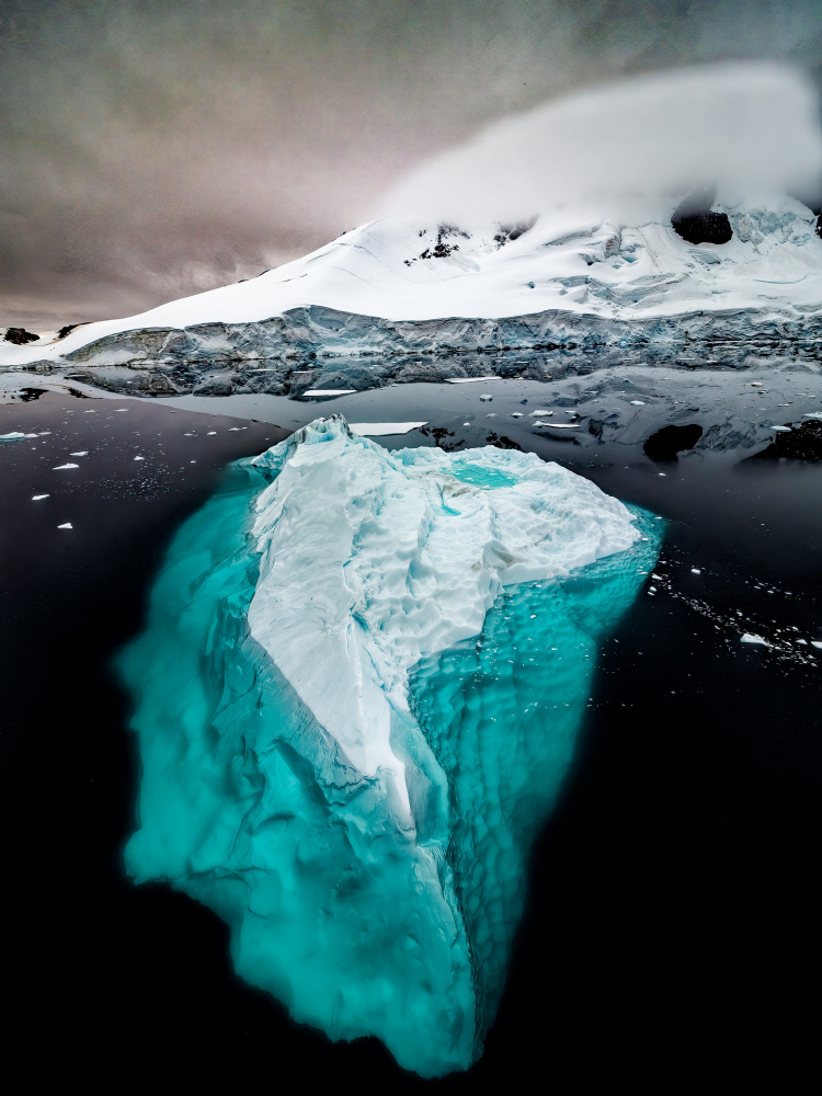 Moving iceberg à Michel Groleau