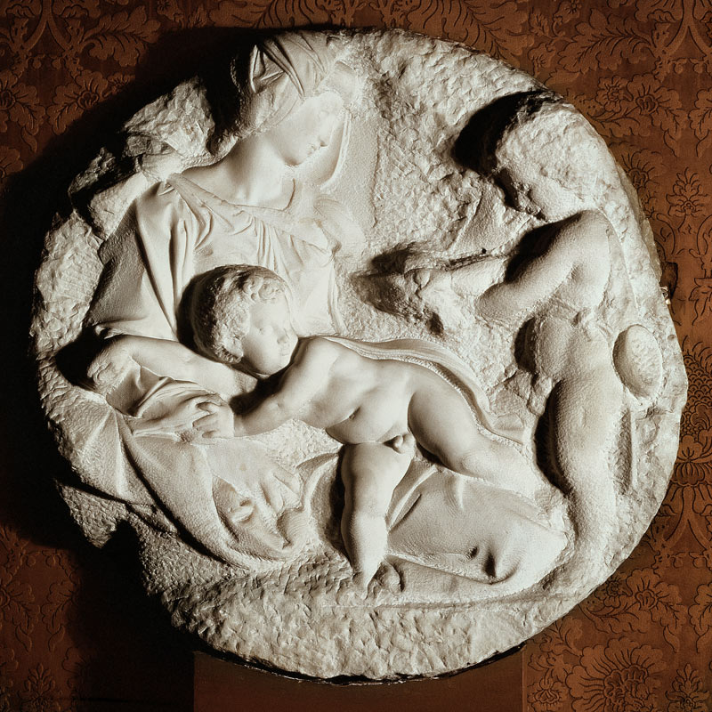Tondo Taddei circular stone sculptured panel by Michelangelo Buonarroti (1475-1564) à Michelangelo Buonarroti