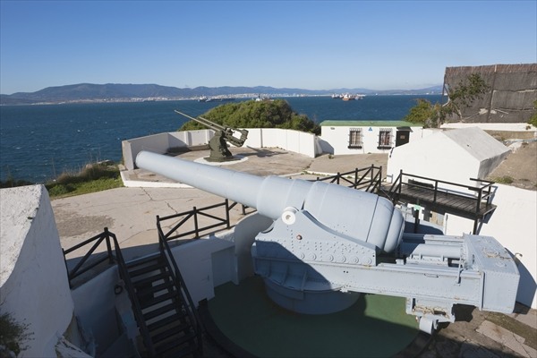 100 ton gun at Napier of Magdala Battery (photo)  à 