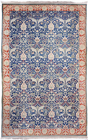 A Hand-Knotted Hammersmith Carpet à 