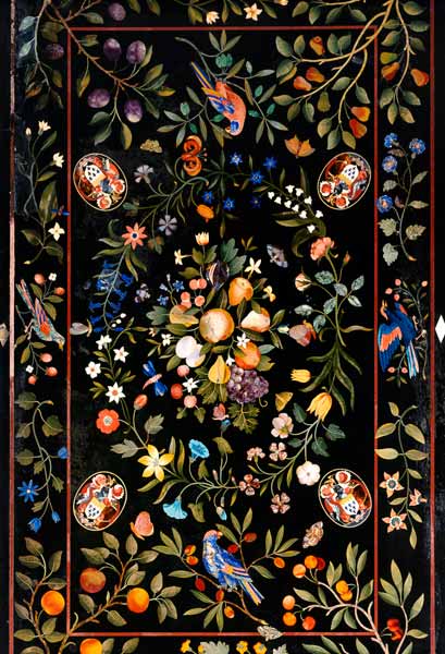 A Florentine Pietra Dura Table Top Inlaid With Various Marbles And Lapis Lazuli Centred By A Display à 