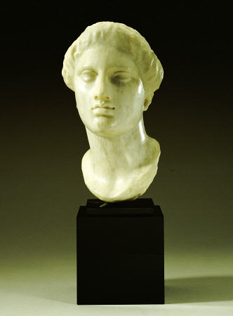 Greek Marble Head Of A Woman à 
