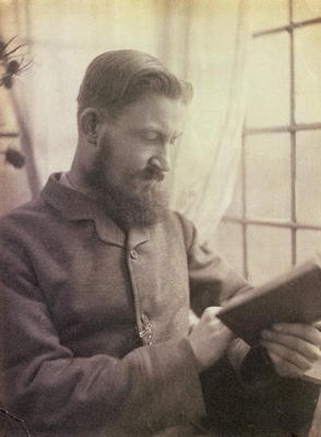 Portrait of George Bernard Shaw (1856-1950) as a Young Man, 1910 (sepia photo) à 