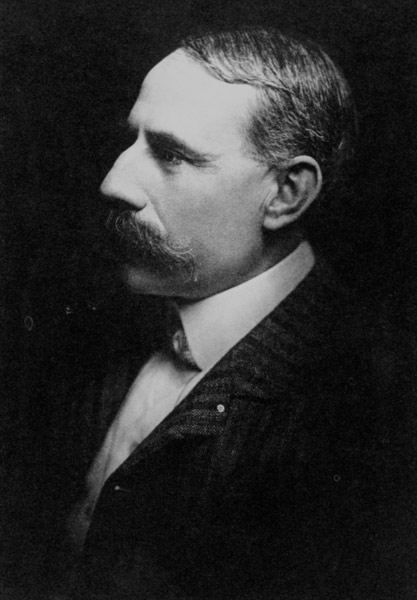 Sir Edward Elgar (1857-1934) (b/w photo) à 