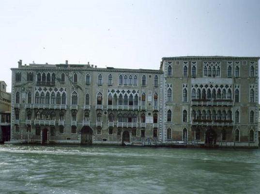 The Giustinian Palace and the Foscari Palace, on the Grand Canal, Venice, 15th century à 