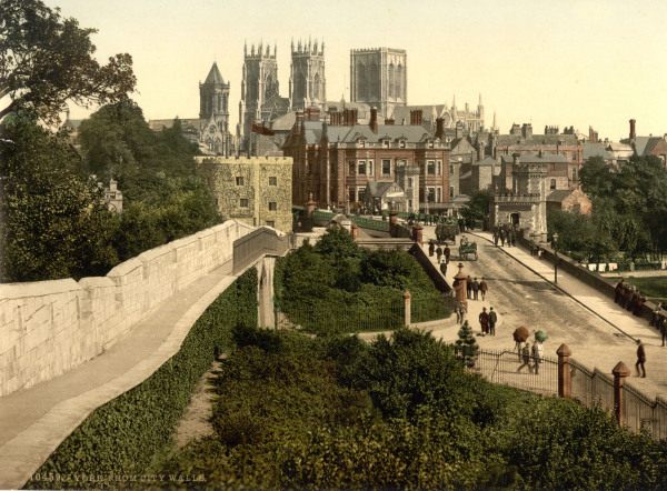 York, View with Minster à 