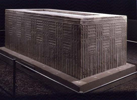 Sarcophagus from Abu Roach (limestone) à Old Kingdom Egyptian