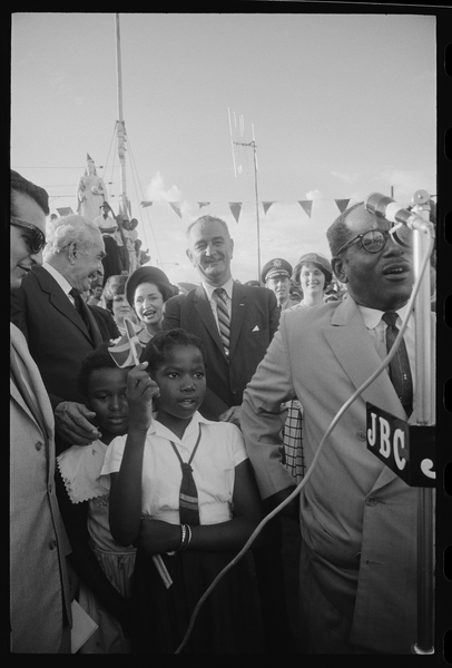 Lyndon B. Johnson in Jamaica à Orlando Suero