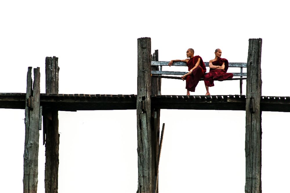 Bilateral Monks à Philip Sutton