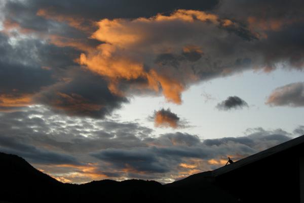 Nuages au coucher de soleil sur Padola 2008