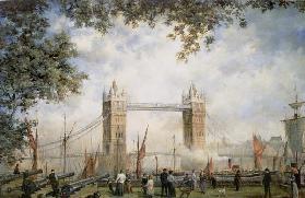 Tower Bridge: From the Tower of London 