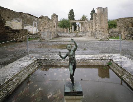 View of the Casa del Fauno (House of the Faun) (photo)