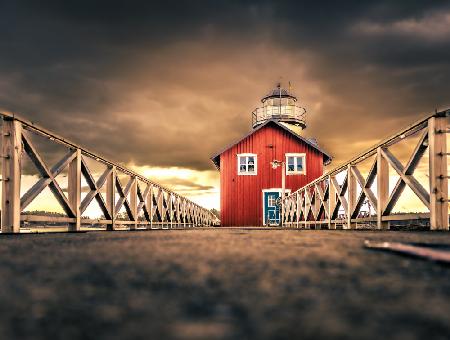 The red lighthouse