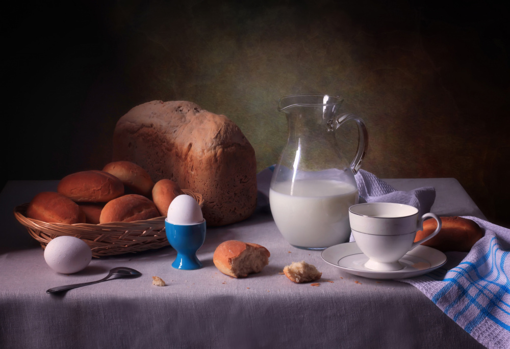 Still life with milk and bread à Tatyana Skorokhod (Татьяна
