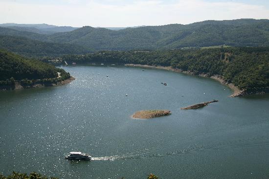 Halbvoller Edersee à Uwe Zucchi